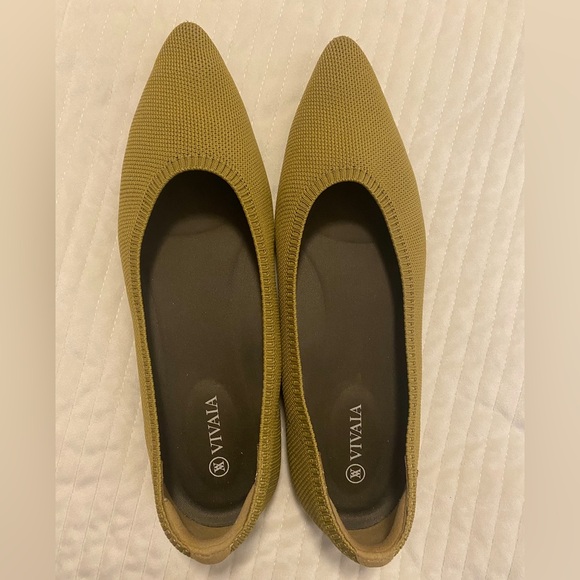 Vivaia Aria Flats size 10 - Picture 3 of 5